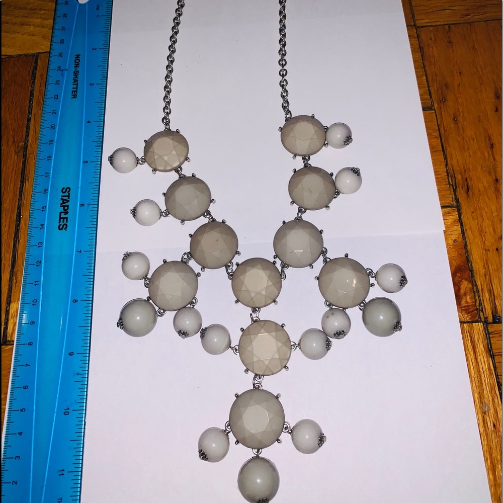Gray Statement Necklace - Picture 3 of 3